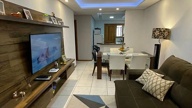 Casa com Piscina Pátio Grande Casa